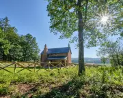 Escape to Herefordshire: Discover This Idyllic Off-Grid Cottage Retreat for Fishing & Hiking