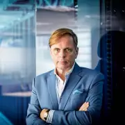 Finnish Billionaire Zilliacus Makes Shock Final Takeover Bid for Manchester United