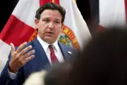 Florida's International Student Crackdown: DeSantis Blocks H-1B Visa Sponsorship at State Universities