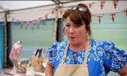 Great British Bake Off Heartbreak: Lesley Holloway's Chewy Meringue Proves Her Undoing in Technical Challenge