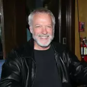 Hollywood Mourns: Legendary Poster Artist Drew Struzan, Creator of Iconic Harry Potter and Star Wars Art, Passes Away