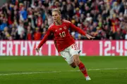 Jess Fishlock Makes Shock Wales Retirement U-Turn After Euro 2025 Heartbreak