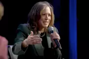 Kamala Harris Faces Democratic Backlash Over Robert F Kennedy Jr Book Tour