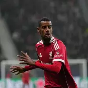 Liverpool's Transfer Blow: Alexander Isak Requires Surgery After Freak Training Injury