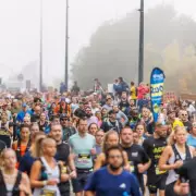 London Records Shattered as 28,000 Runners Flood Streets in Spectacular Marathon Event
