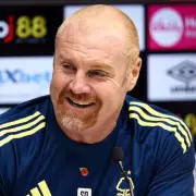 Man Utd Manager Hunt Takes Shock Turn as Amorim Drops Out and Dyche Emerges as Contender