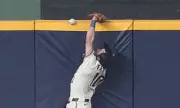 MLB Fans Hail 'Greatest Play in History' as Dodgers Star Makes Impossible Catch Against Brewers