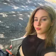 Mystery Substance Attack: Man Wipes Unknown Chemical on Stranger's Hand in Bizarre London Street Incident