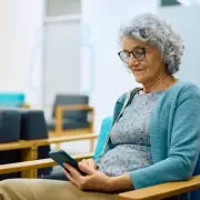 NHS GP Busts Common Cold Myth: You're Not Catching It From The Chill