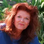 Oscar-Nominated Star Samantha Eggar Passes Away at 85 - Film World Mourns Legendary Actress