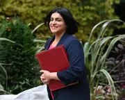 PMQs Explodes Over Grooming Gangs Inquiry as Mahmood and Starmer Clash