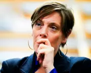 PM's Unwavering Support: Jess Phillips Retains Role in Grooming Gangs Inquiry