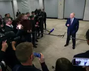 Putin Defies US Pressure, Admits Sanctions Bite as Economic Strain Grows