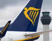 Ryanair Flight Narrowly Avoids Disaster With Just Six Minutes of Fuel Remaining at Manchester Airport