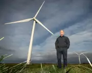 Starmer's Green Pledge Backfires: PM Admits Clean Energy Switch Could Initially Raise Bills