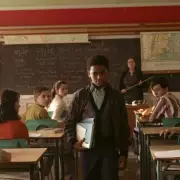 Stephen King's 'Under the Dome' Receives Chilling Praise as 'Horrifyingly Real' TV Adaptation