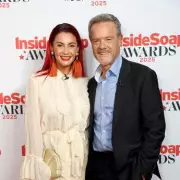 Strictly's Stefan Dennis Battles Through Painful Injury in Emotional Dance Performance