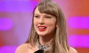 Taylor Swift's Dazzling Engagement Ring Steals the Show During Graham Norton Appearance