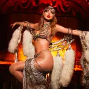 Taylor Swift's 'Showgirl' Era: Pop Icon Transforms into Las Vegas-Style Spectacle in Electrifying New Tour