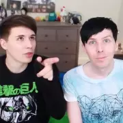 The 2010s Style Revival: Why Almha Murphy Says This Decade's Fashion Is Making a Major Comeback