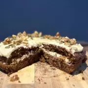 The Ultimate British Carrot Cake Recipe: Moist, Spiced & Irresistibly Iced