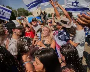 Trump Hailed as Hero in Israel After Hostage Release Breakthrough | The Guardian