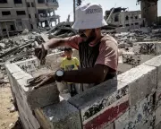 Trump's Gaza Gambit: Shocking Withdrawal Plan Sends Shockwaves Through Middle East Peace Process