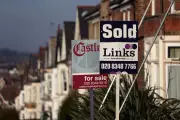 UK House Prices Surge as Flats Outperform Detached Homes for First Time in Years