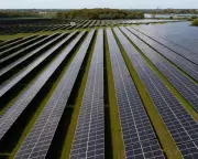 UK's Largest Solar Farm Gets Green Light in Lincolnshire in Major Renewable Energy Boost