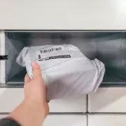 Vinted Shoppers Beware: InPost Parcel Lockers Hit by Theft Epidemic - How to Protect Your Packages