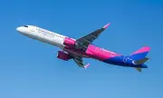 Wizz Air Flight Plummets 21,000ft After 'Explosion' in Cargo Hold - Emergency Landing Drama