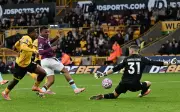 Wolves Maul Burnley in Premier League Thriller as Hwang Hee-chan Stars