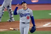 Yoshinobu Yamamoto's Masterpiece: Dodgers Ace Throws Complete Game to Clinch World Series Berth