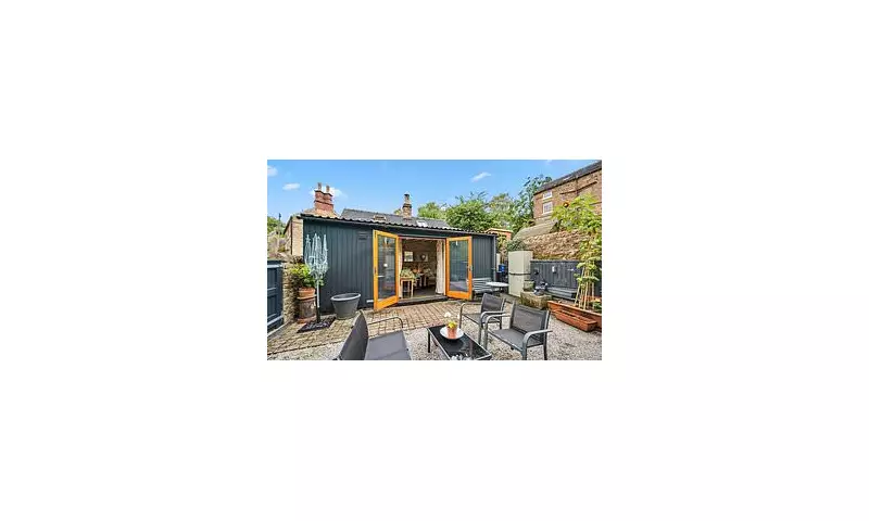 £225k 'Shed' in Wirksworth Sparks UK Property Market Debate