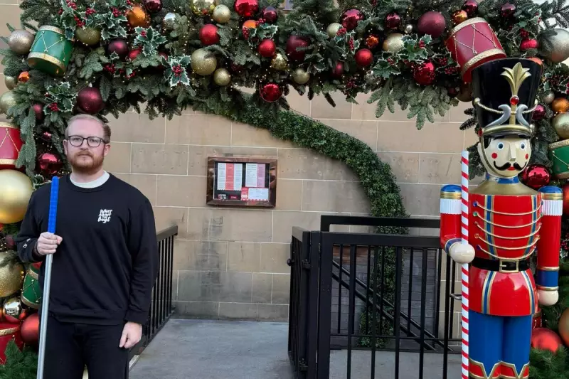 8ft Christmas Nutcracker Stolen from Edinburgh Bar in Brazen E-bike Theft