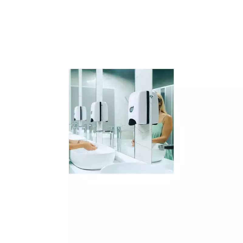 American Tourist Stumped by UK Hotel Sink Design in Viral TikTok