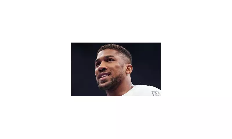 Anthony Joshua Must 'Kill' Jake Paul in Two Rounds, Says Chisora