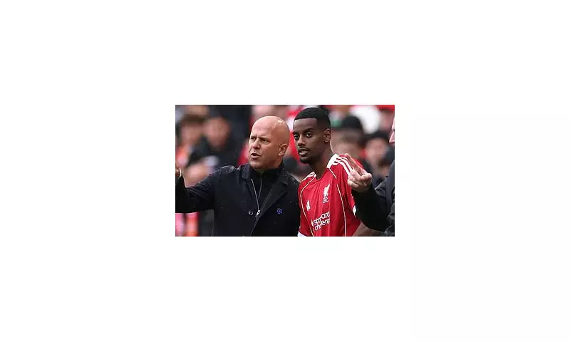 Arne Slot's Alexander Isak Fitness Dilemma at Liverpool