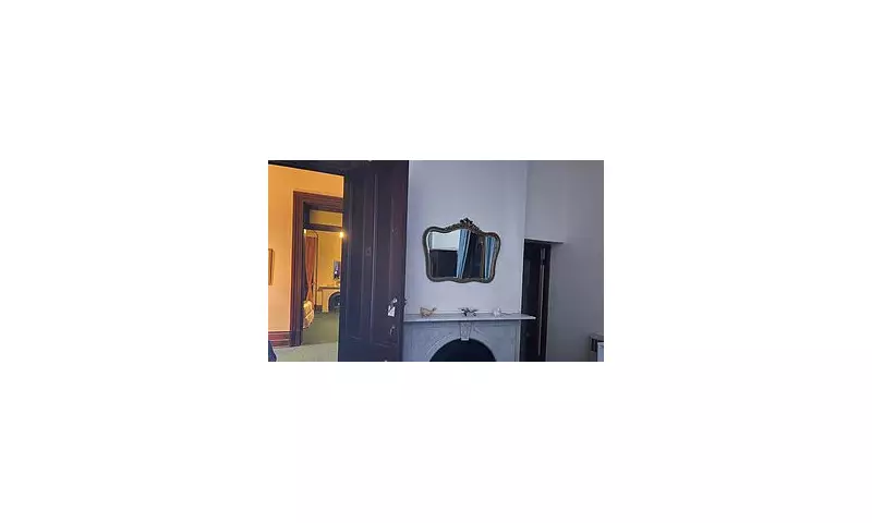 Australian Medium Reveals 90% of Homes Have Ghosts After Demonic Sighting