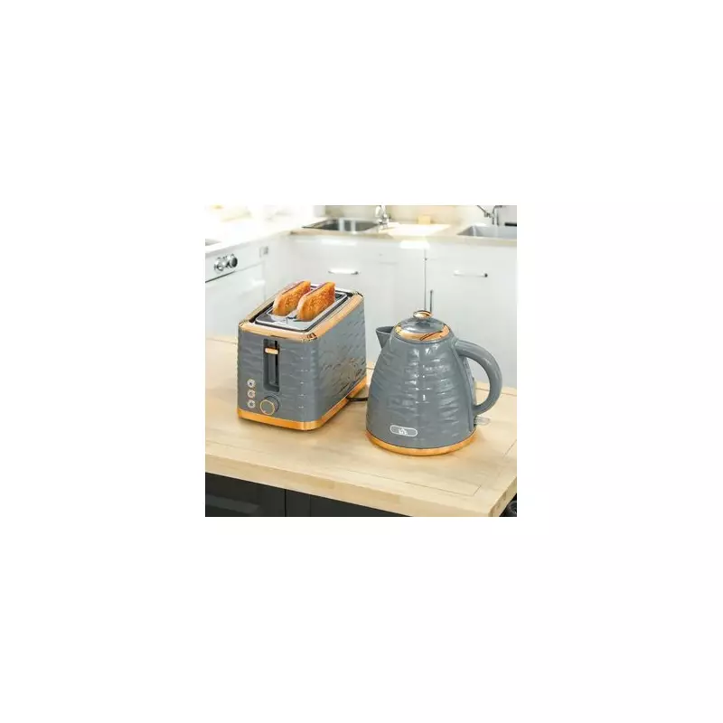Black Friday Deal: HOMCOM Kettle & Toaster Set Slashed to £38.70