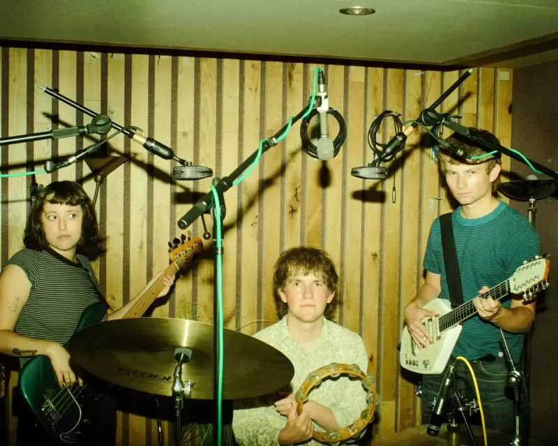 Brighton's Oral Habit: The Ear-Rattling Sound of 2025's Psychedelia