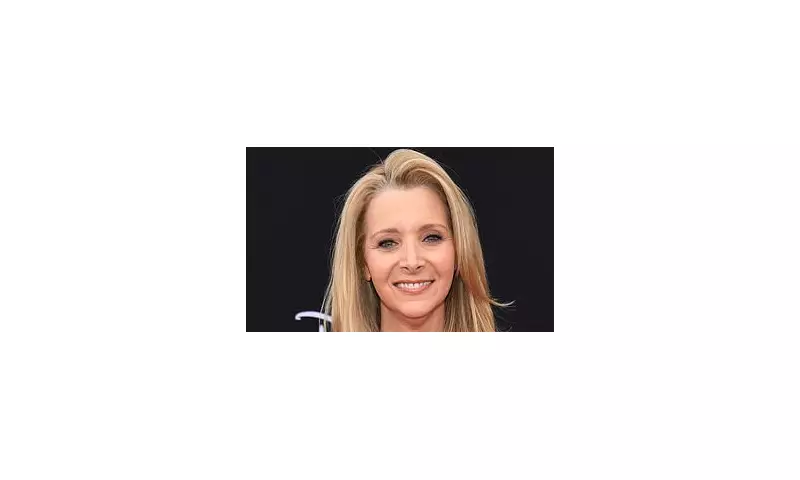 Lisa Kudrow's Dramatic Hair Transformation for The Comeback Season 3