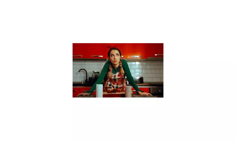 Pregnant Woman Urged To Leave Partner After He Demands She Cooks Foreign Christmas Dinner For Family She's Never Met