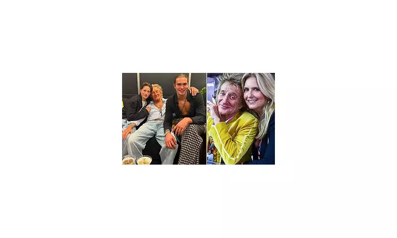 Rod Stewart's Heartwarming Family Moment Backstage in Buenos Aires