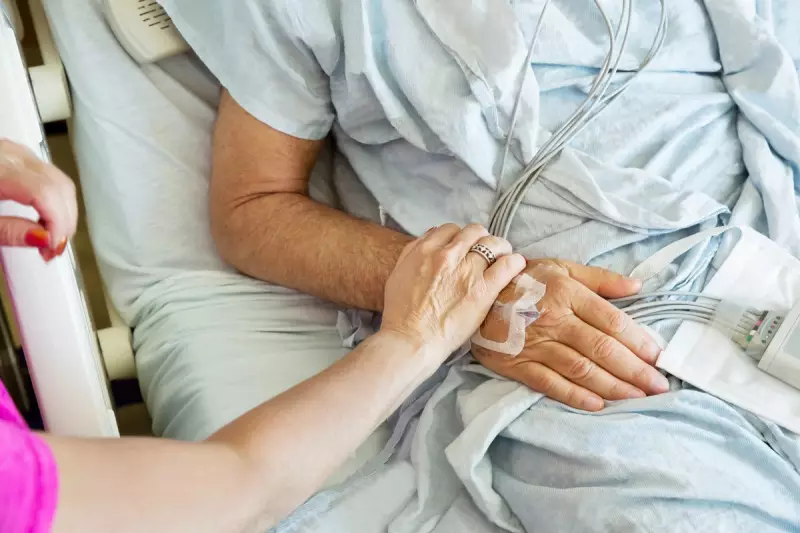 UK Flu Crisis: Severe H3N2 Variant Sparks Early Winter NHS Surge