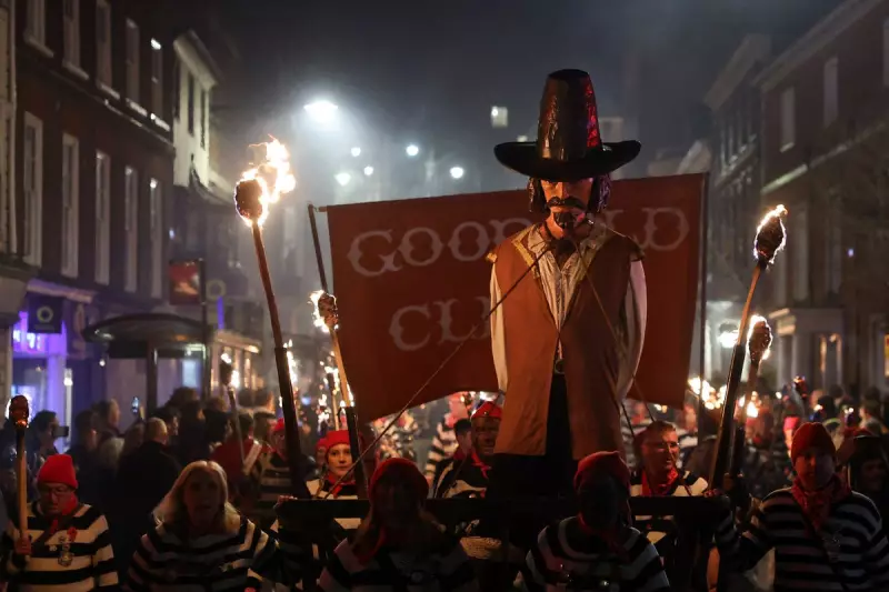 UK's Warmest Bonfire Night in 87 Years Breaks Temperature Records