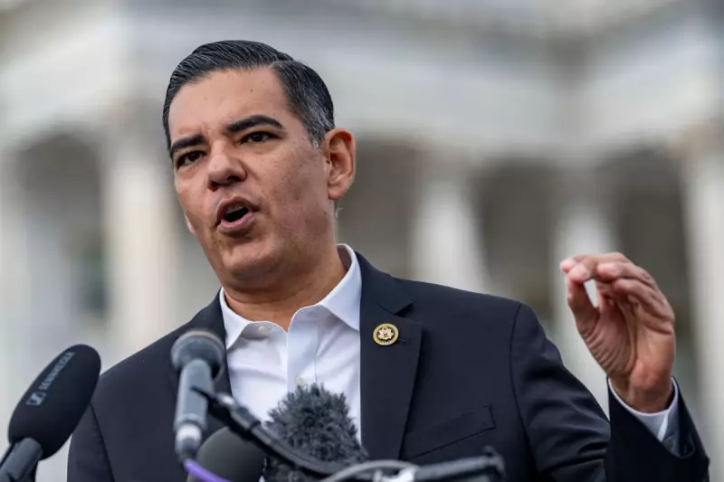 US Democrats Condemn Prince Andrew's Silence in Epstein Probe