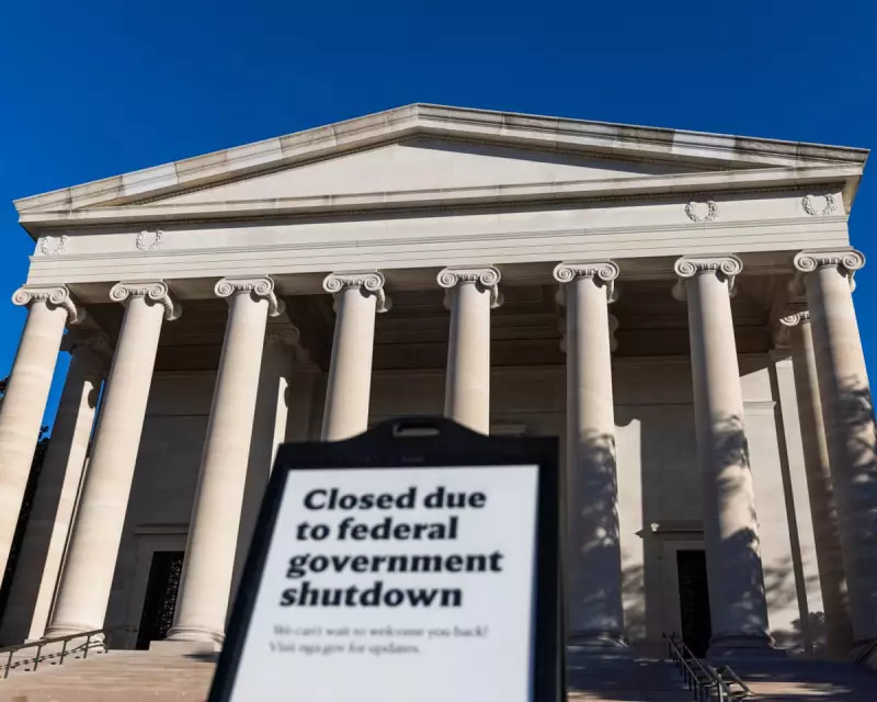 US Federal Shutdown 2025: Workers Turn to Social Media for Support