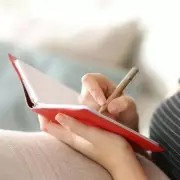 AI Threatens Novelists: 51% Fear Job Loss in UK Publishing