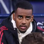 Alexander Isak's Liverpool Fitness Struggle: A £125m Concern